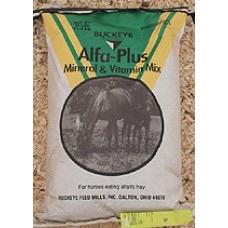 Buckeye Alfalfa-Plus Mineral & Vitamin Mix Horse Feed Buckeye