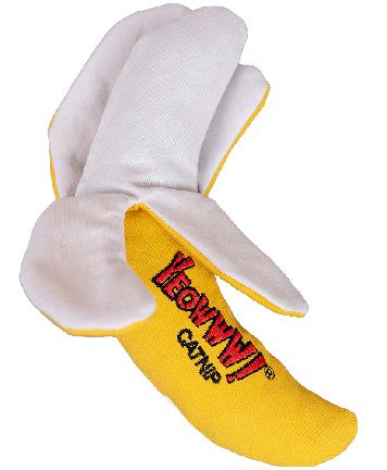 YEOWWW Catnip Chi CAT a Banana Peeled Cat Toy