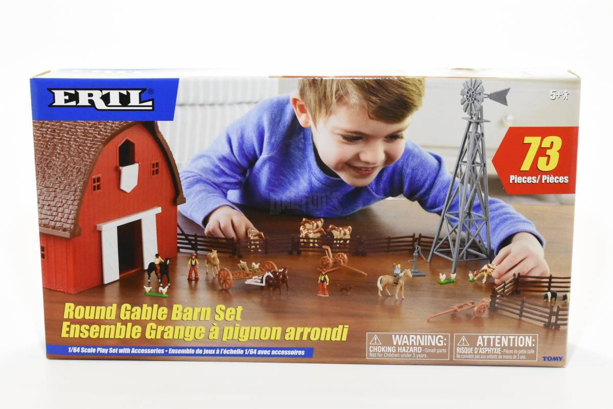 ERTL 1:64 Round Gable Barn Set (73pc)