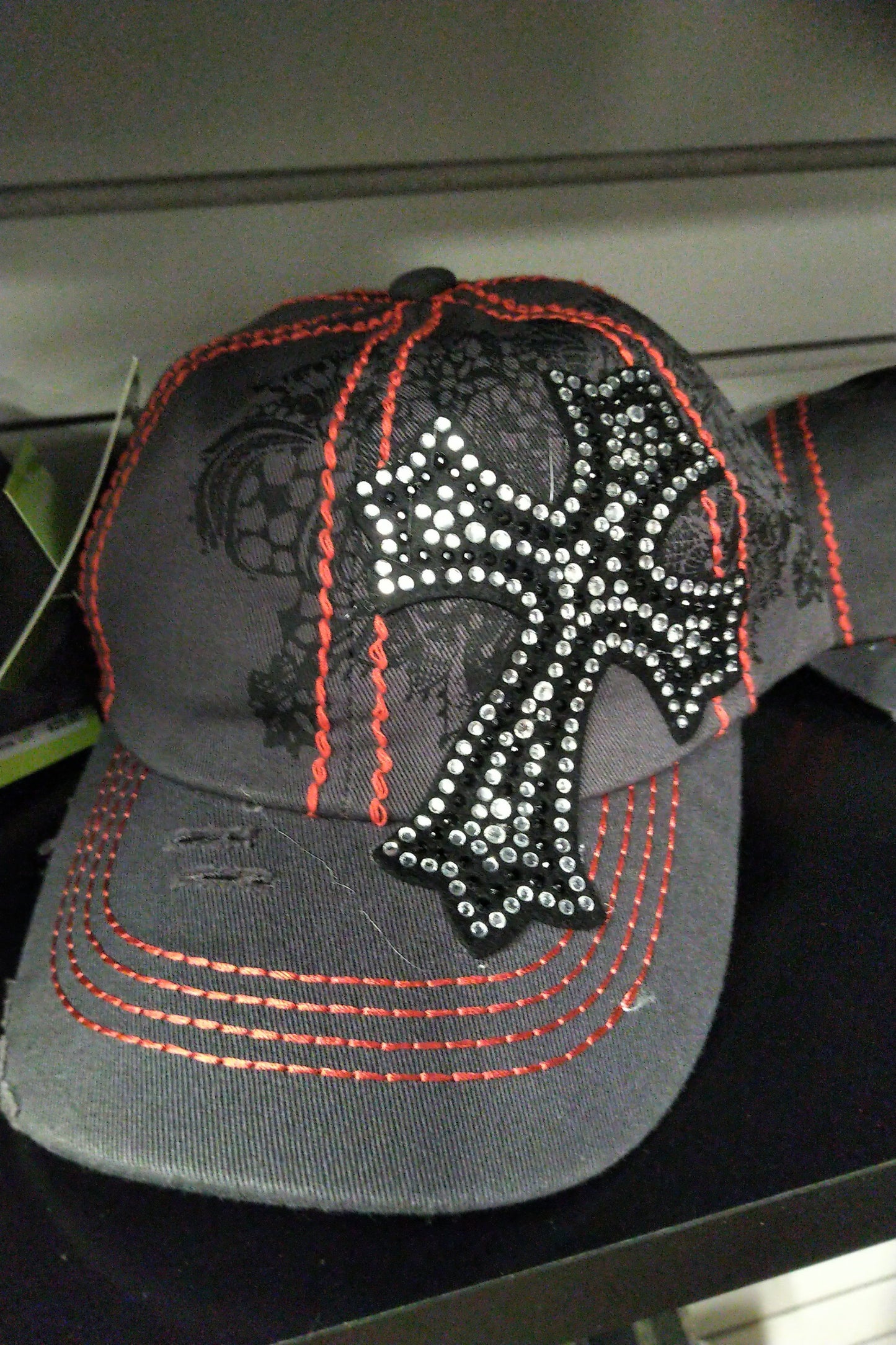 Womens hat trenditions KB Depot Express 